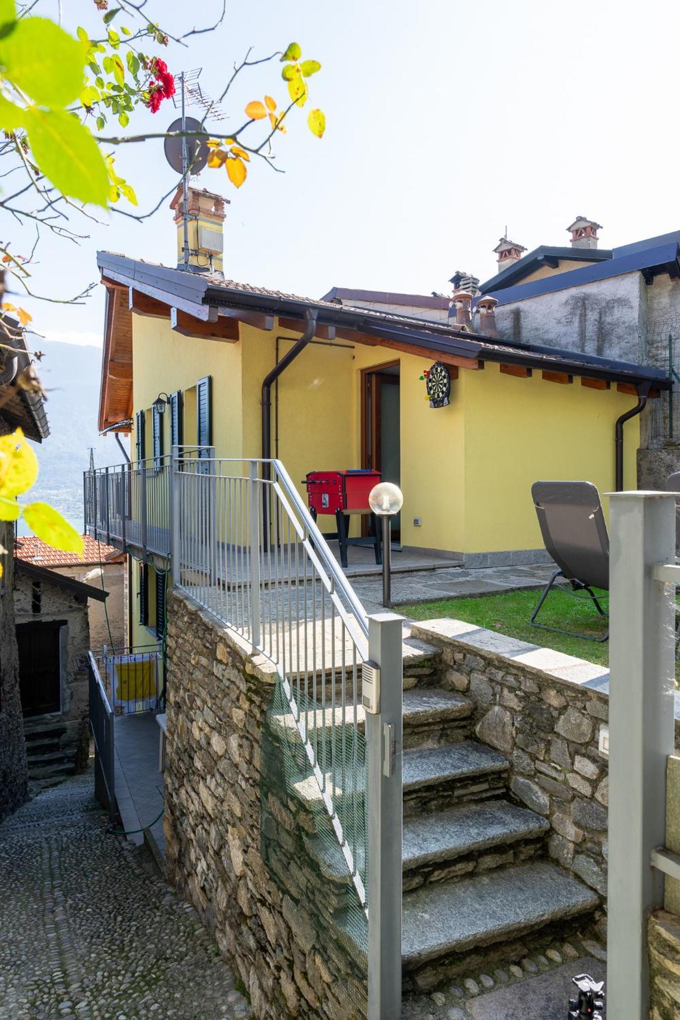 Вілла Casa Fausto Vercana Екстер'єр фото